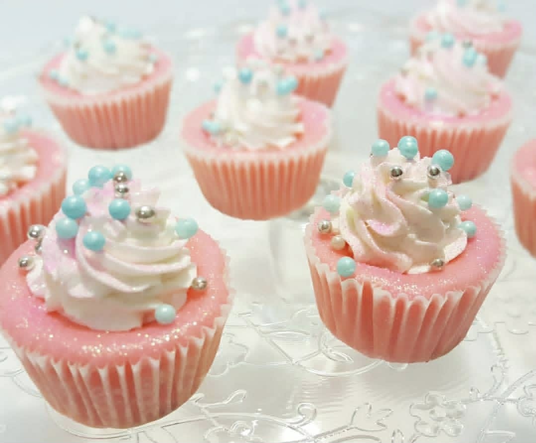 Bubble Burst mini cheesecakes