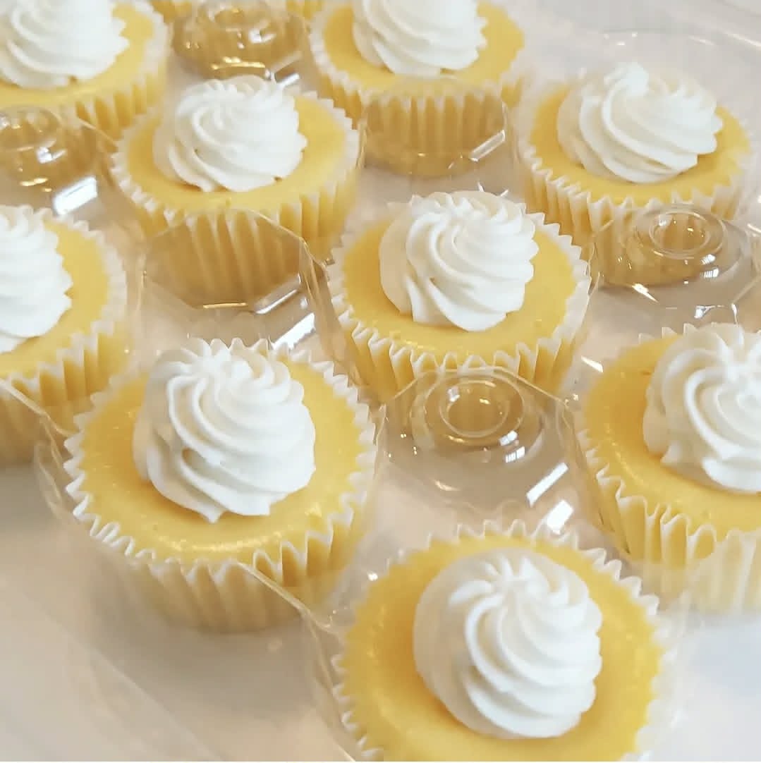 Lemon Delight mini cheesecakes